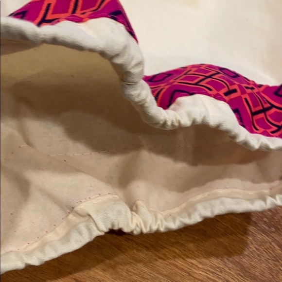 Tory Burch sleeper bag for boots XL 22”x22” - Picture 6 of 9